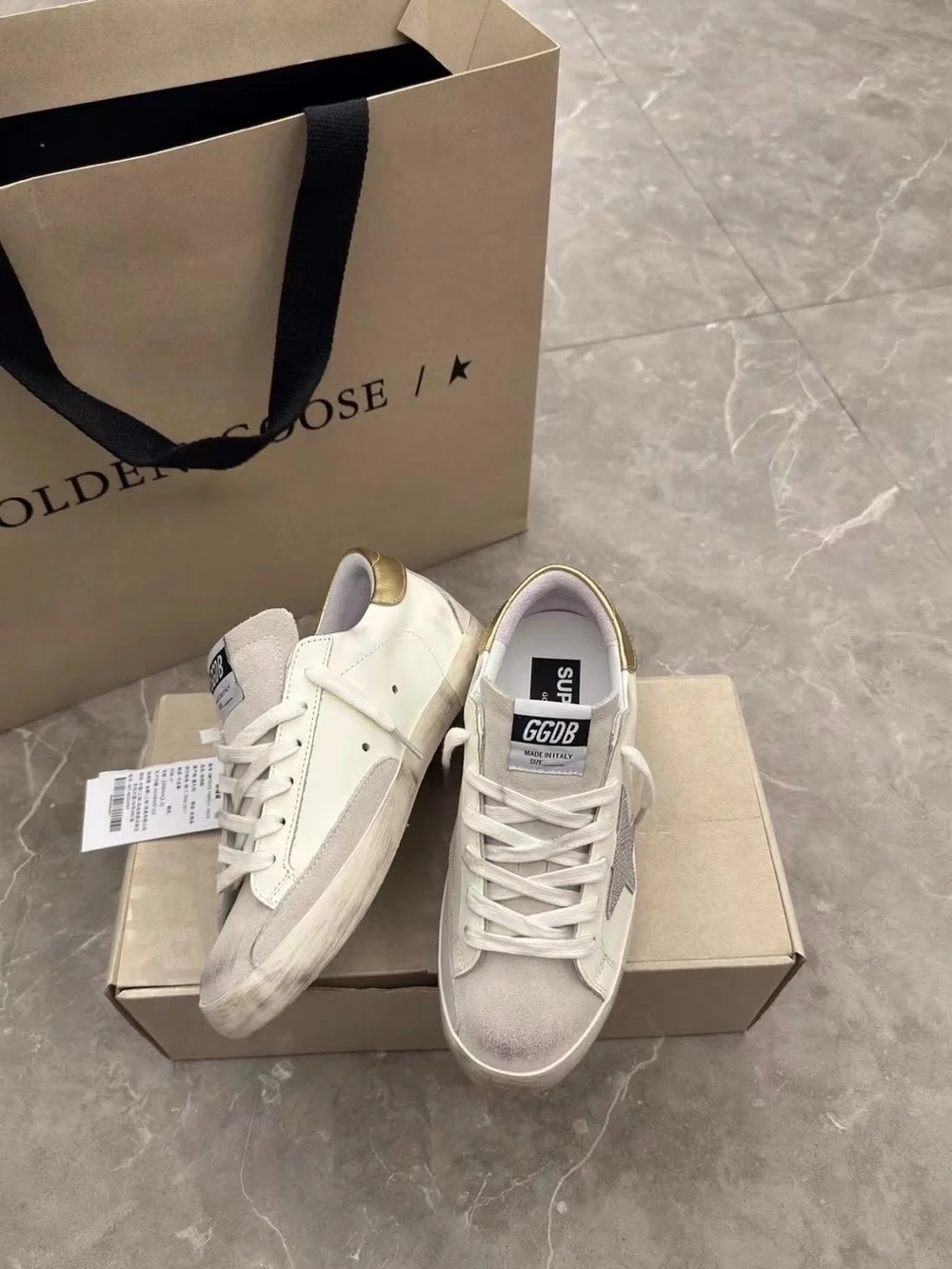Golden Goose White Leather Sneakers with Gold Heel and Gray Star